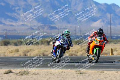 media/Jan-12-2025-CVMA (Sun) [[be1d2b16e3]]/Race 2-Supersport Middleweight/